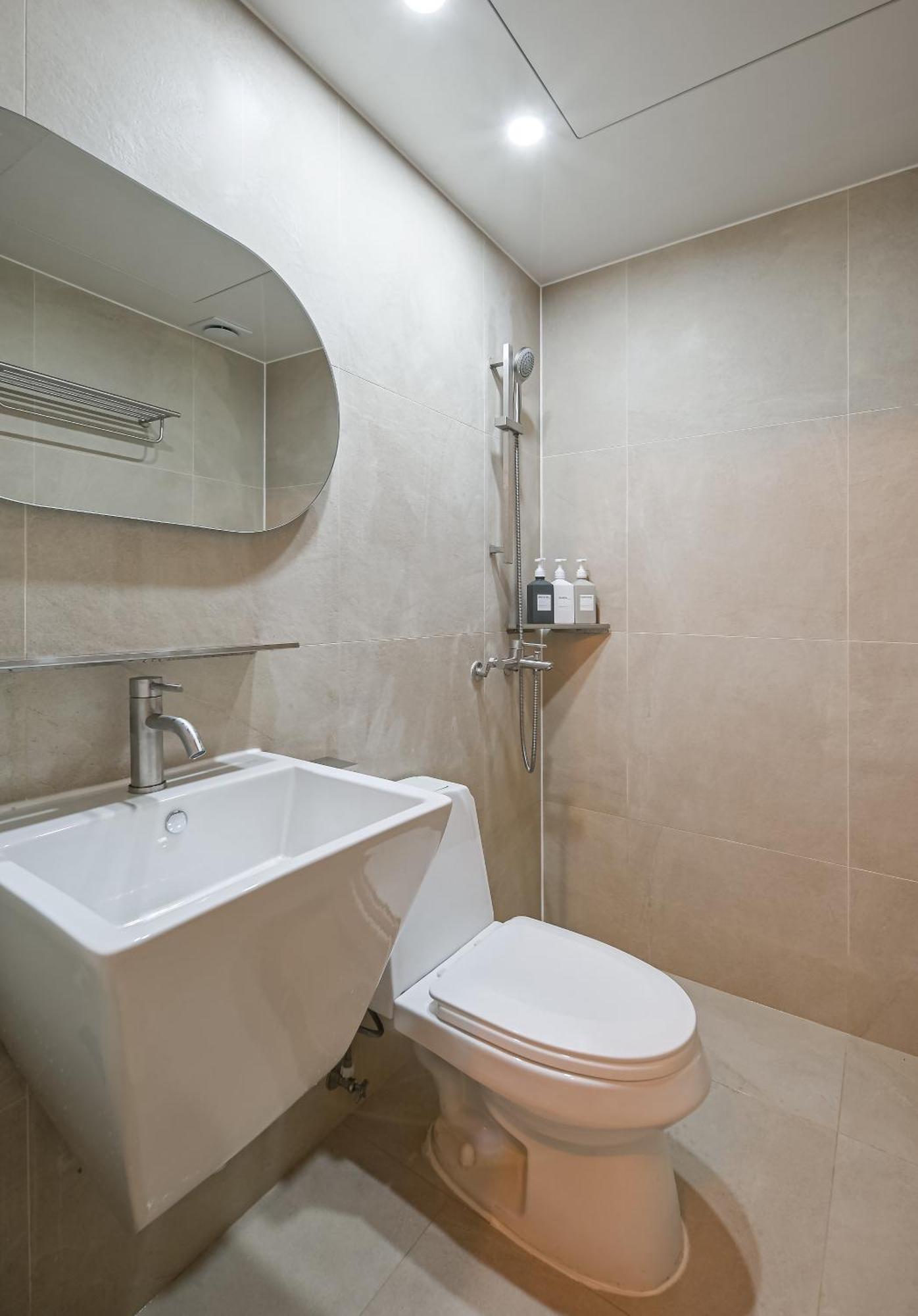 Ssh Myeongdong Dongdo Hostel سيول الغرفة الصورة